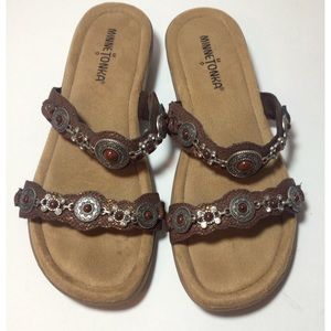 Minnetonka Boca Slide Concho Beaded Sandals.